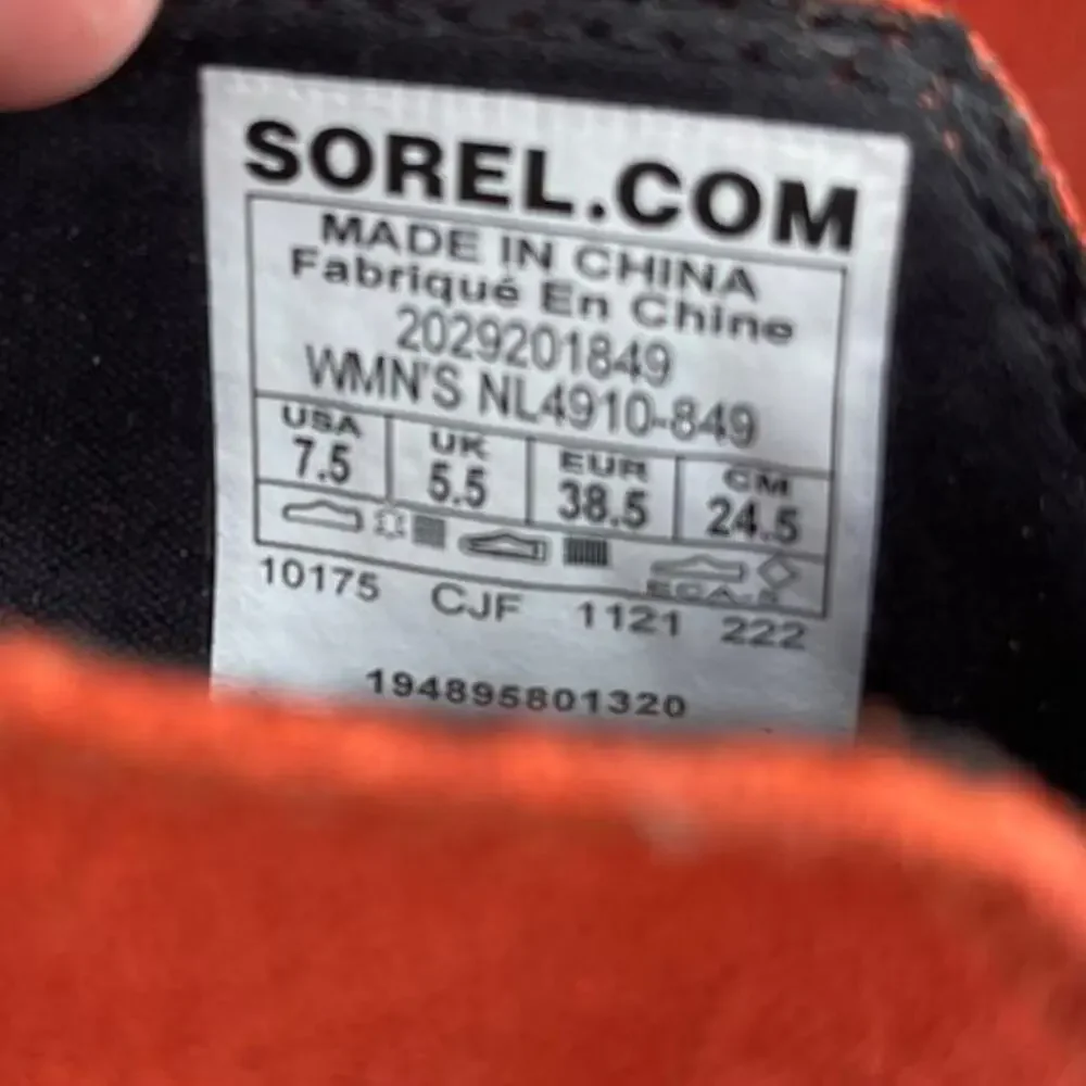 SOREL‎ Evie Waterproof Suede Ankle Boots in Warp Red Size 7.5